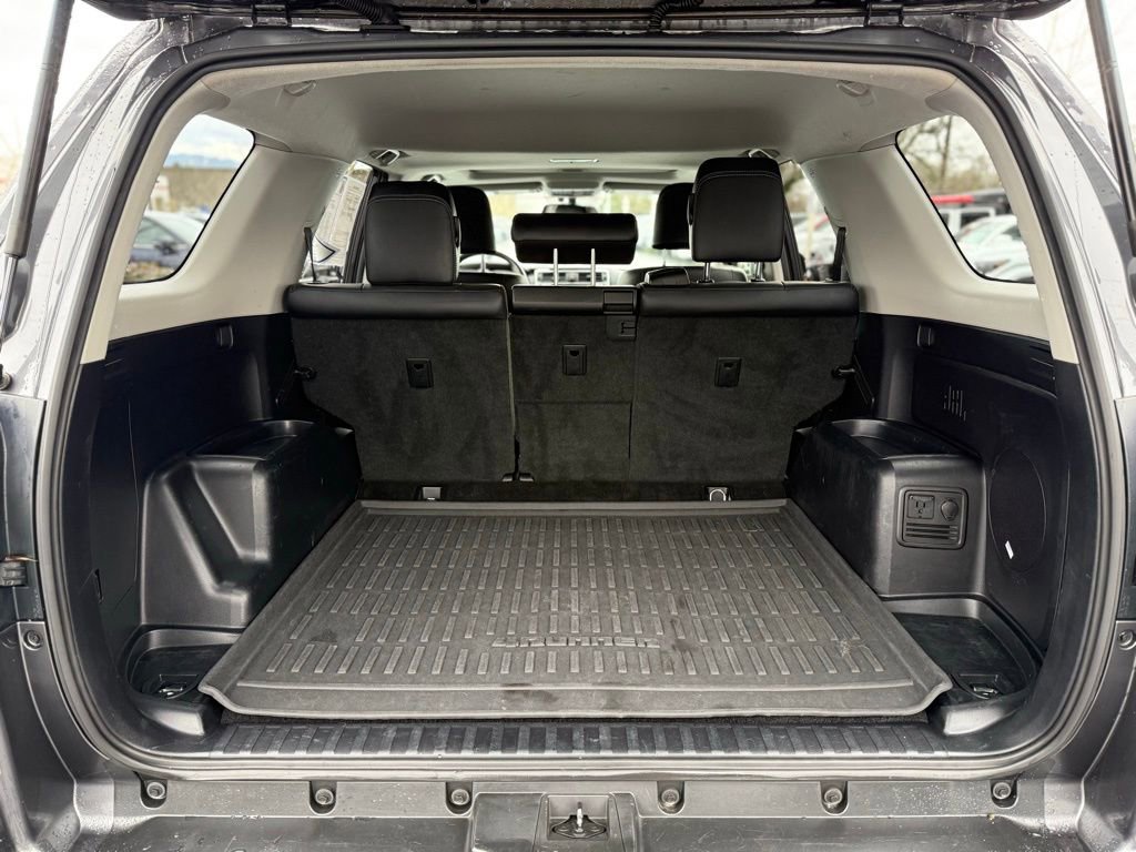 Used 2017 Toyota 4Runner Limited image 11