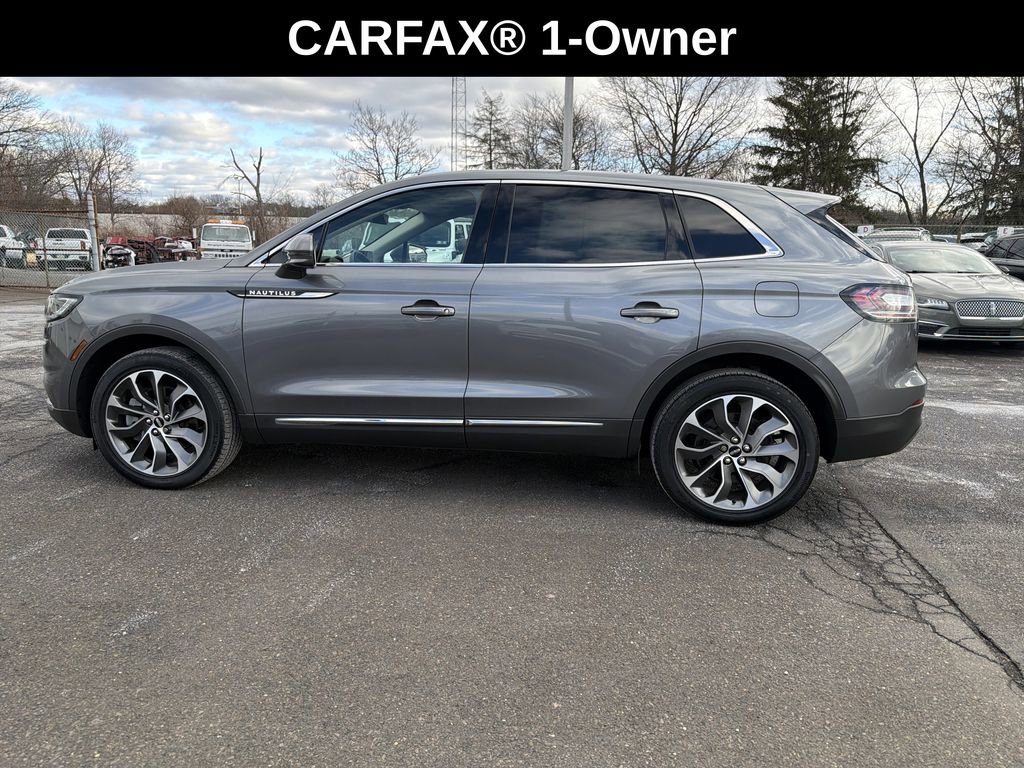 Certified 2021 Lincoln Nautilus Reserve w/ Cargo Utility Package image 2