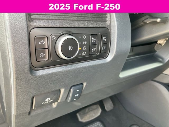 New 2025 Ford F250 Lariat w/ Lariat Ultimate Package image 26