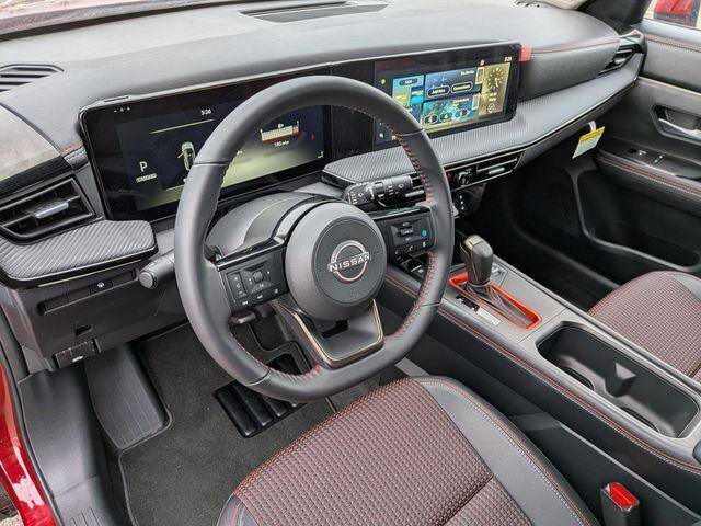 Used 2025 Nissan Kicks SR AWD/4WD image 10