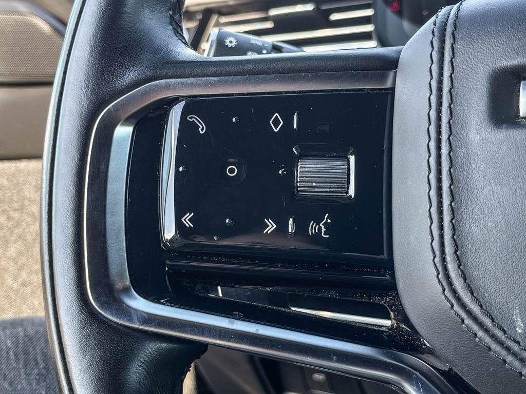 Used 2023 Land Rover Range Rover Sport SE image 32