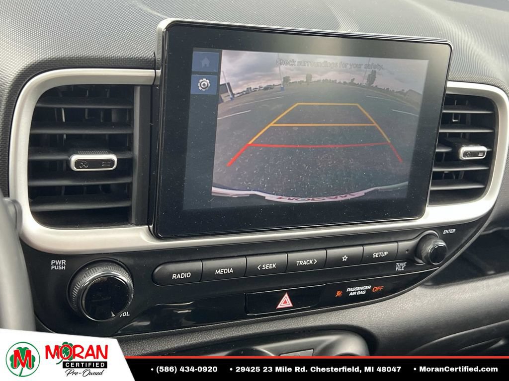 Used 2023 Hyundai Venue SEL FWD image 22
