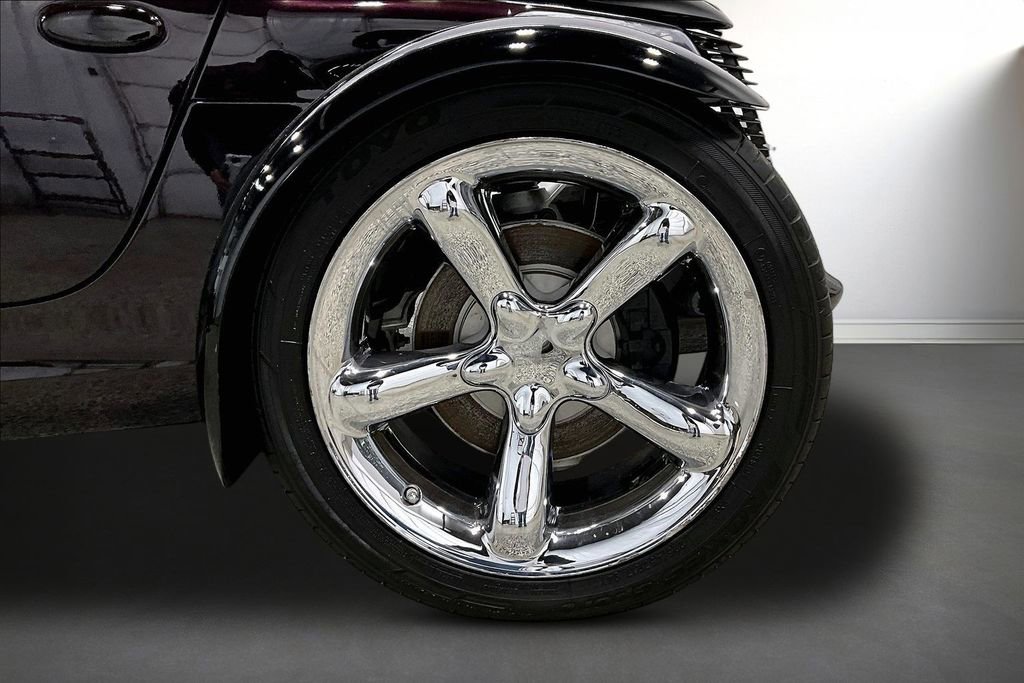 Used 2000 Plymouth Prowler RWD image 25