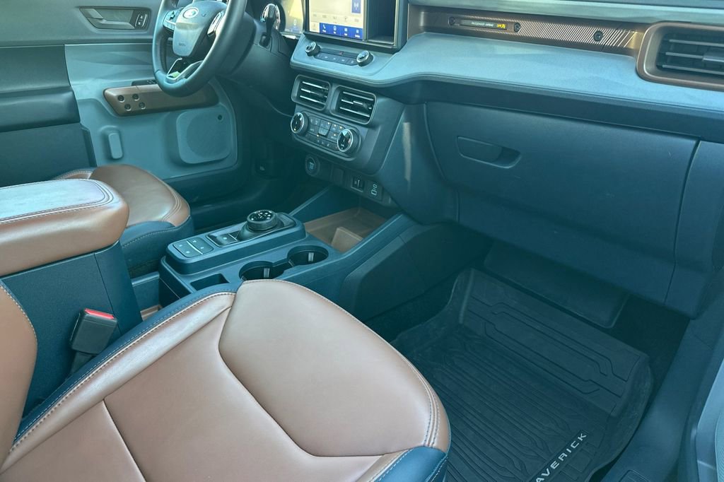 Used 2024 Ford Maverick Lariat image 18