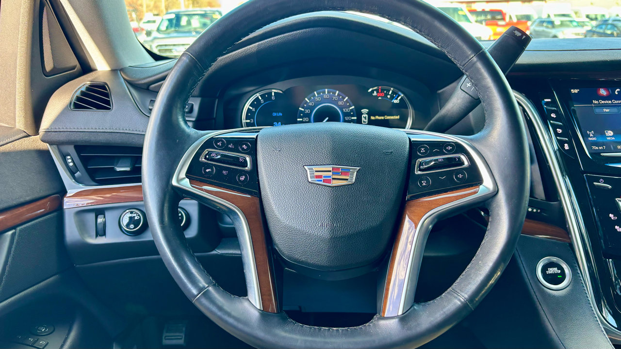 Used 2017 Cadillac Escalade Luxury image 22