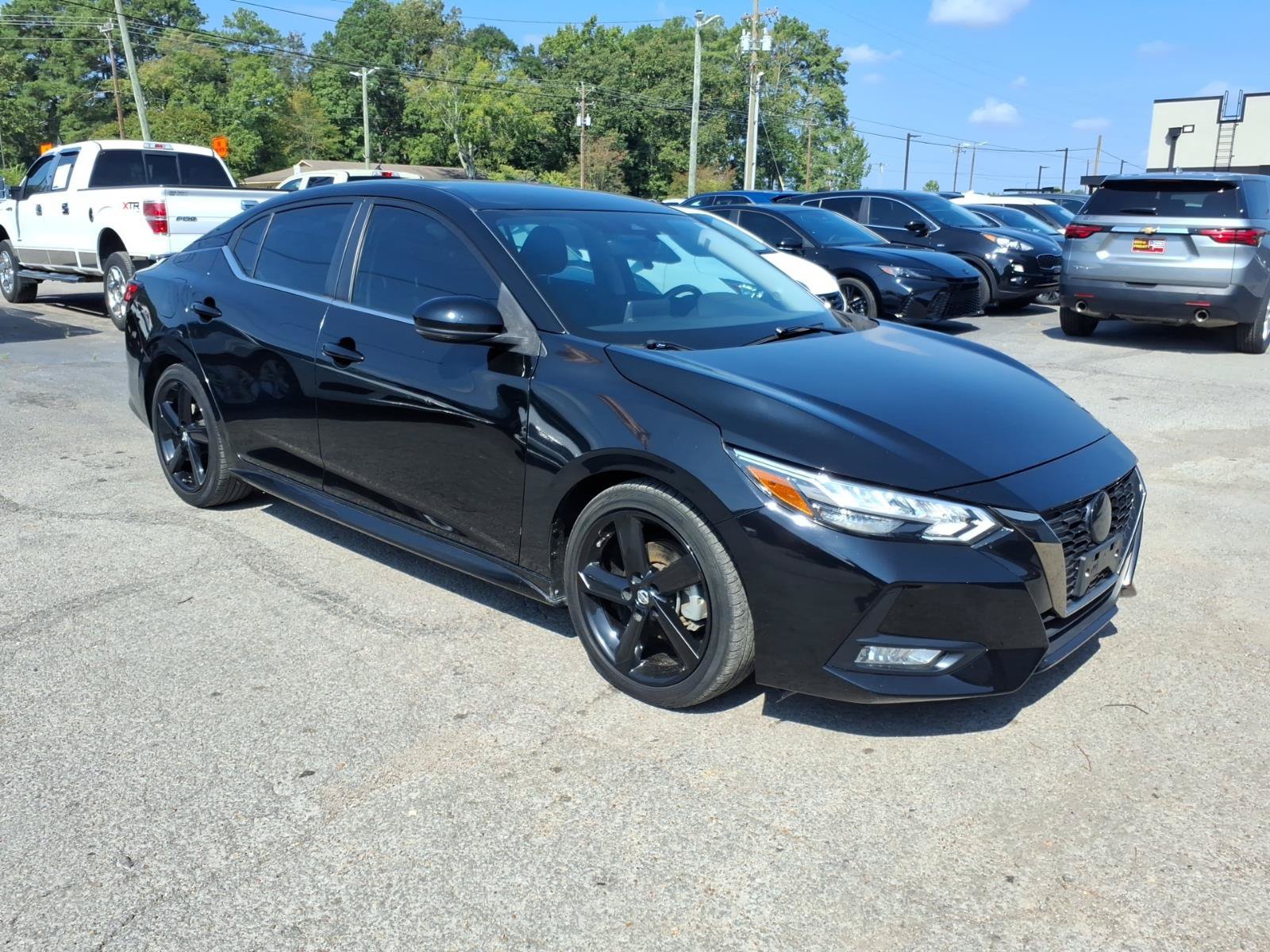 Used 2022 Nissan Sentra SR w/ Electronics Package FWD image 6