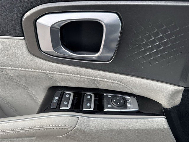 Used 2022 Kia Sorento SX image 28