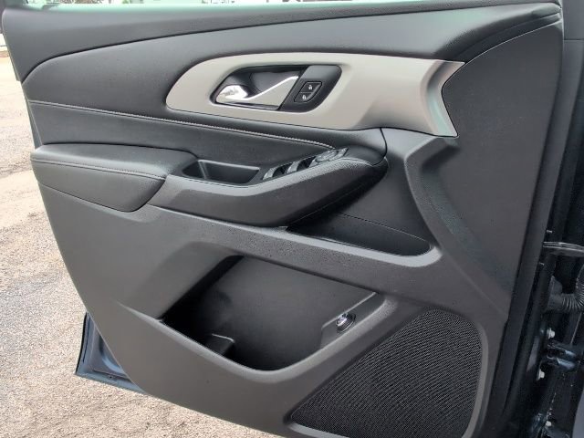Certified 2023 Chevrolet Traverse LT w/ LPO, Floor Liner Package image 16