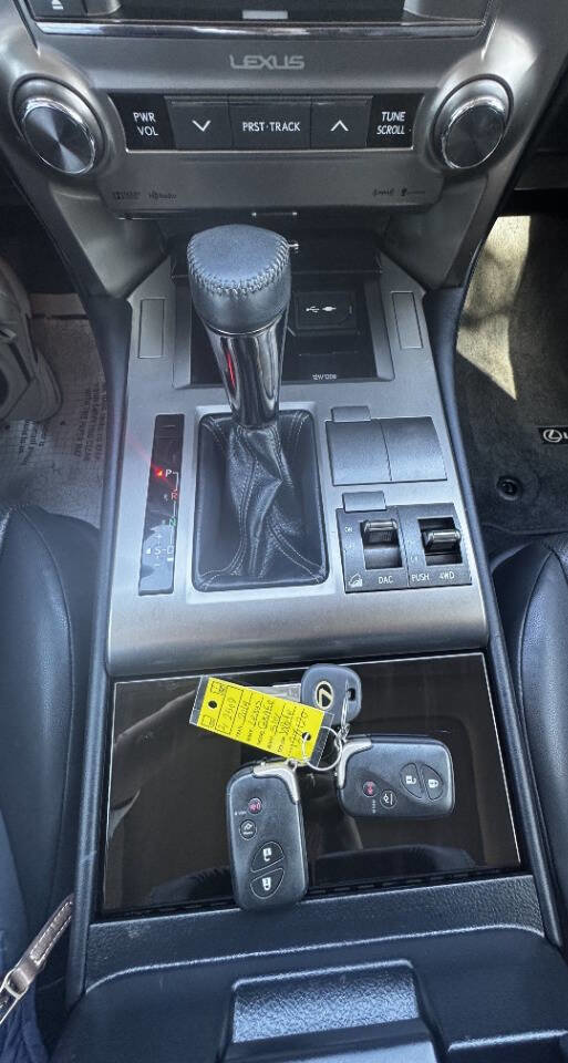 Used 2014 Lexus GX 460 image 16