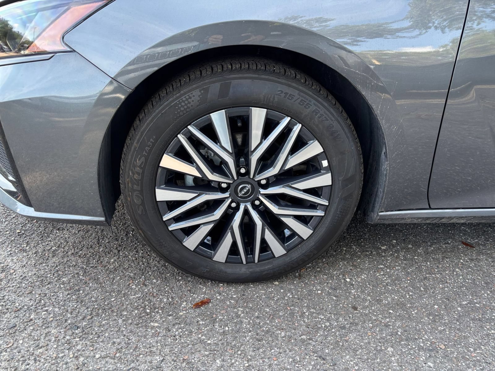 Used 2026 Nissan Altima 2.5 SV FWD image 29
