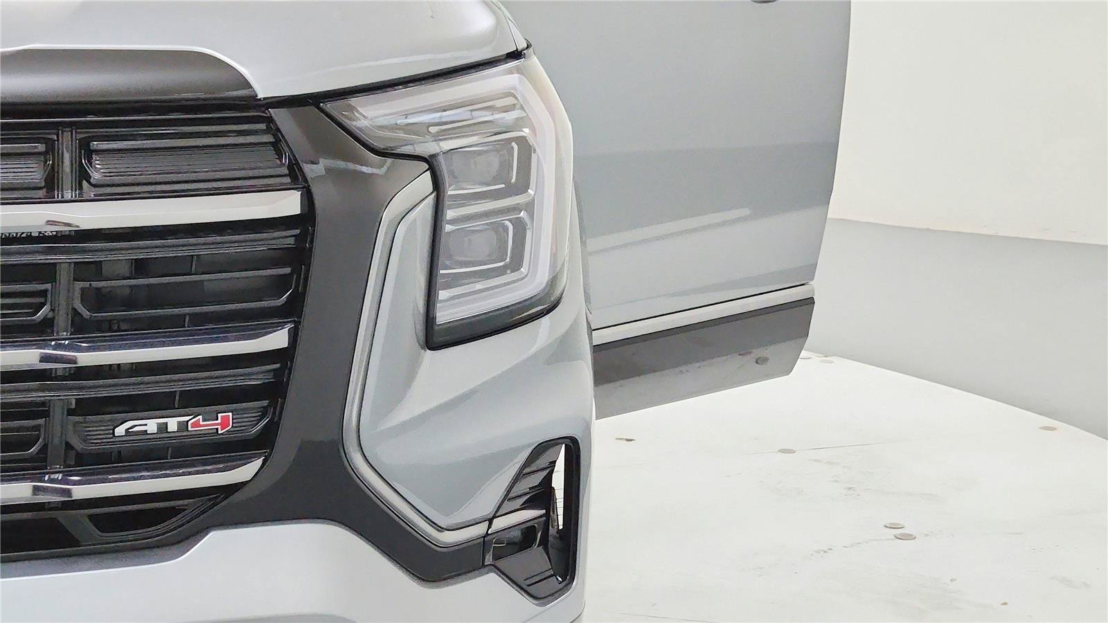 New 2026 GMC Terrain AT4 AWD/4WD image 36
