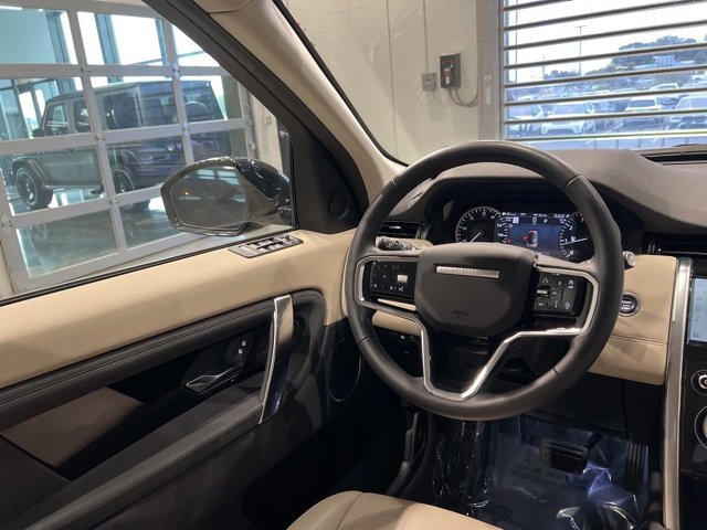 Used 2023 Land Rover Discovery Sport S image 36