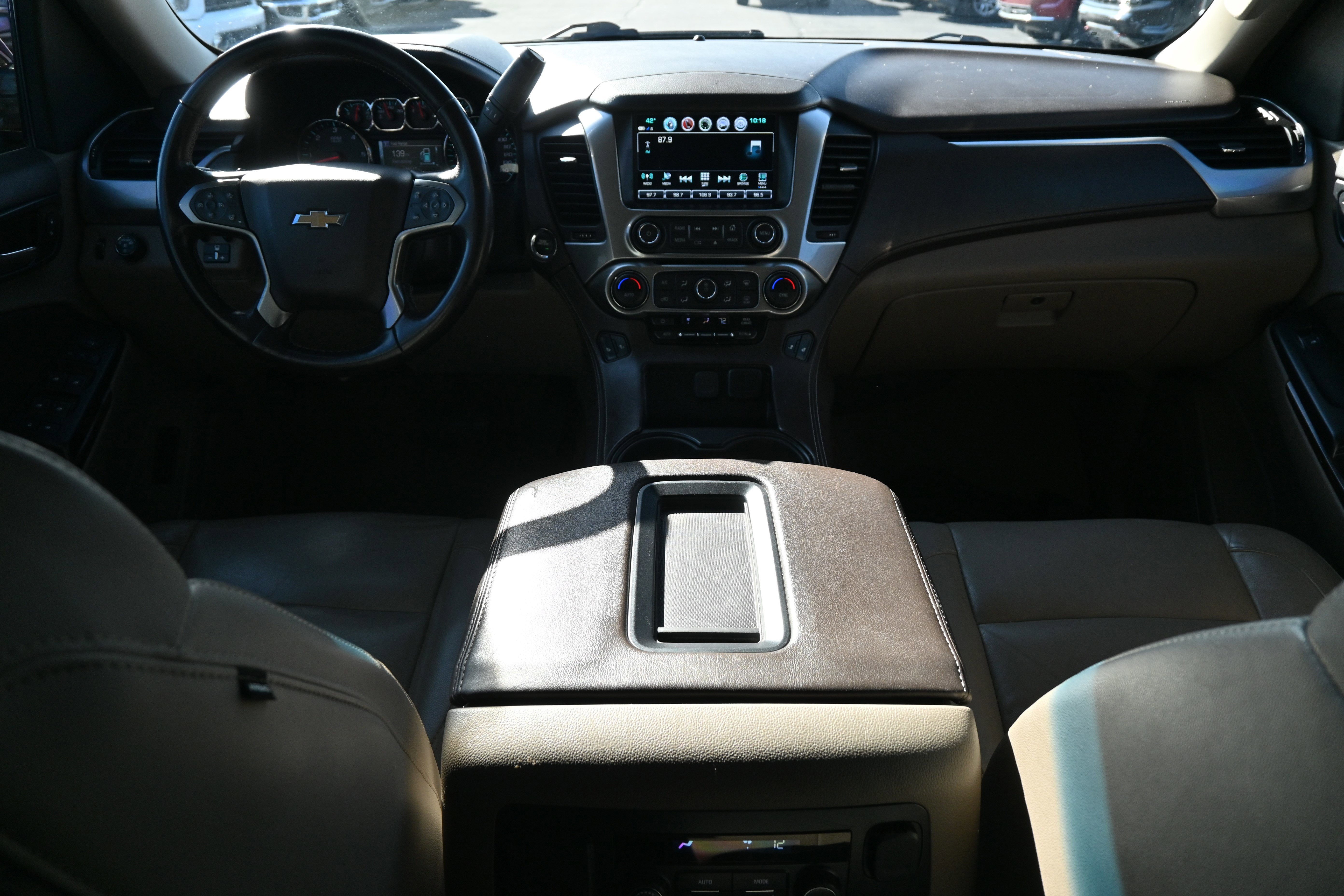 Used 2019 Chevrolet Tahoe LT image 3