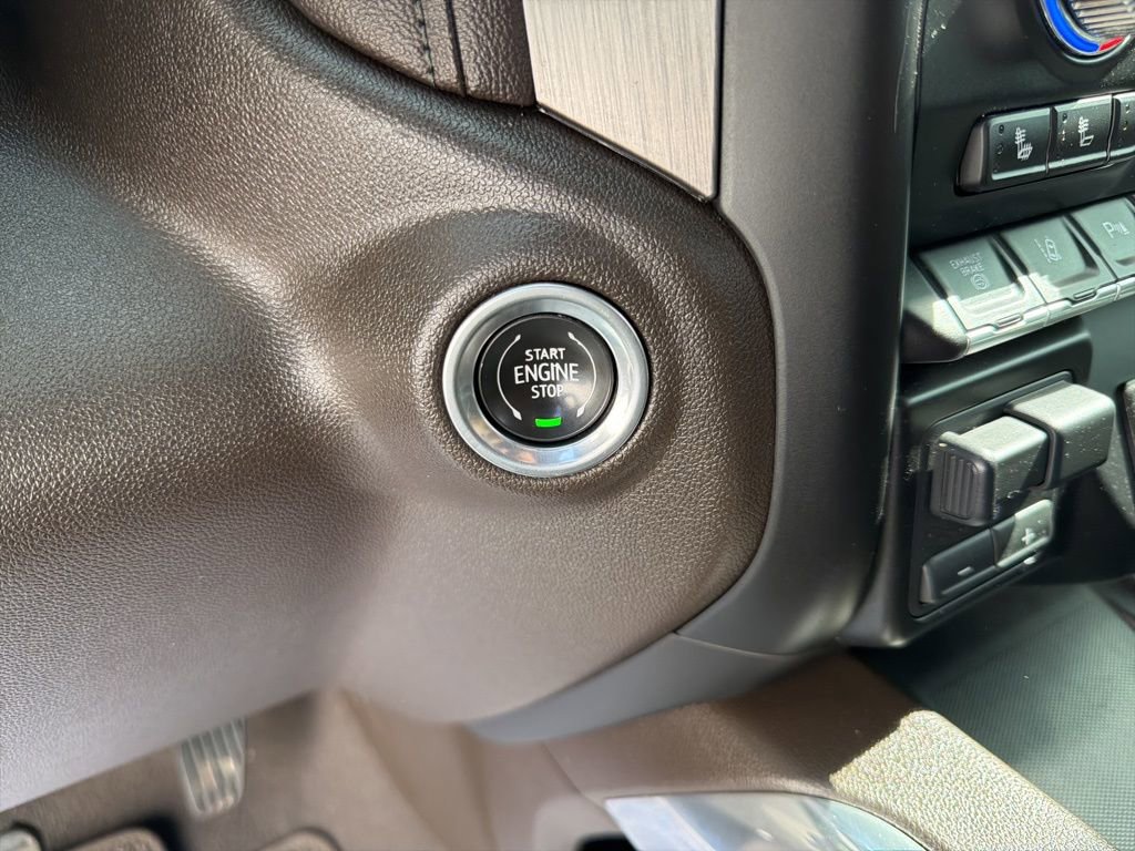 Used 2023 GMC Sierra 3500 Denali AWD/4WD image 36
