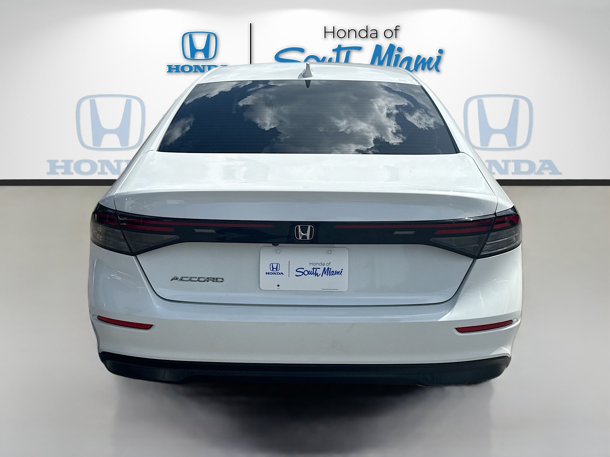 Certified 2024 Honda Accord EX image 6