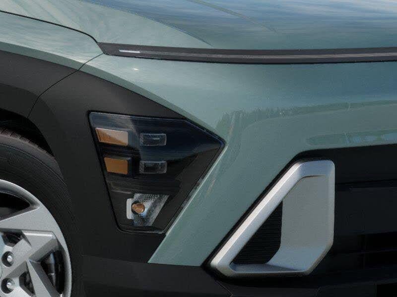 New 2027 Hyundai Kona SE AWD/4WD image 3
