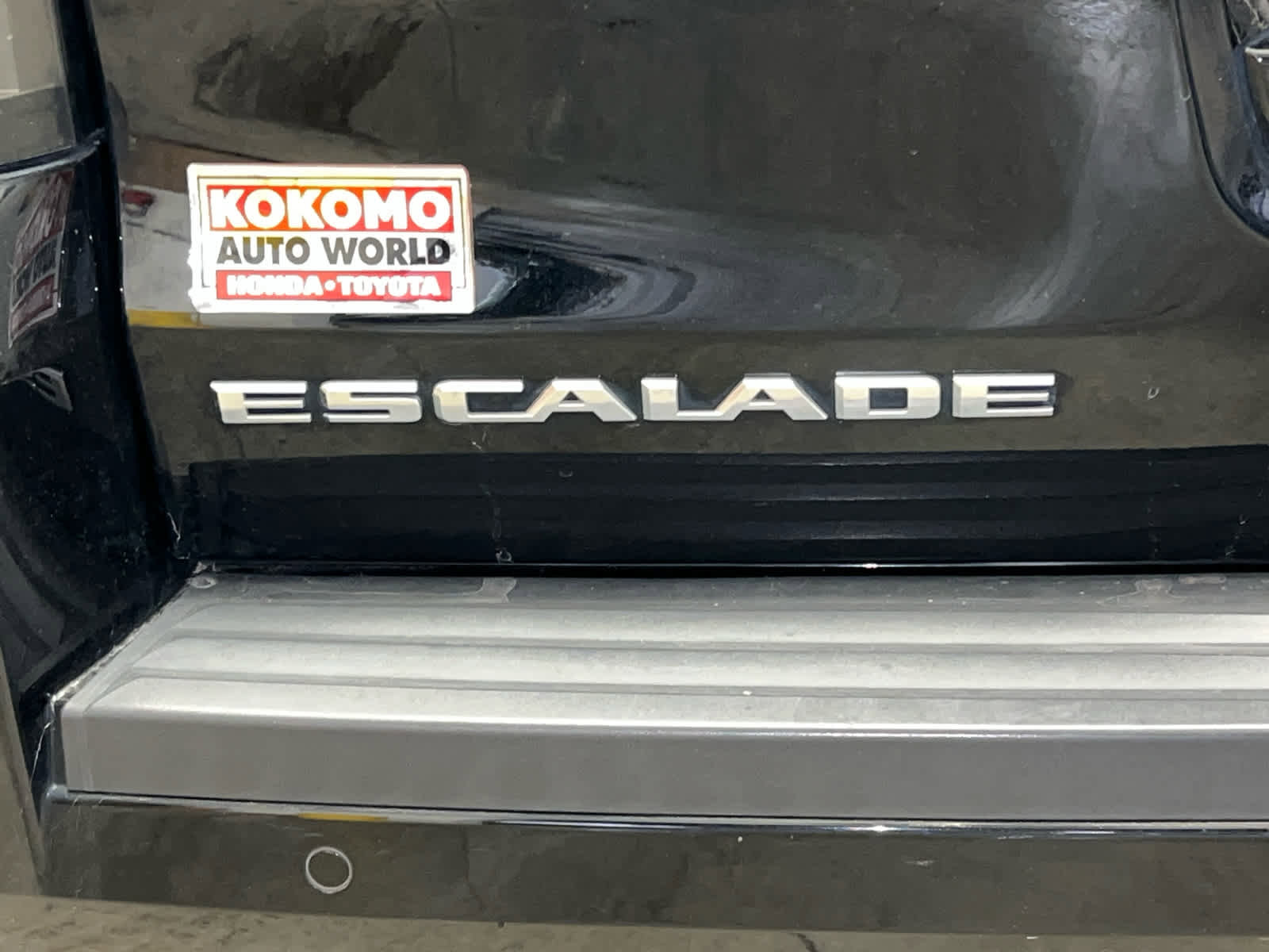 Used 2016 Cadillac Escalade ESV Platinum image 12