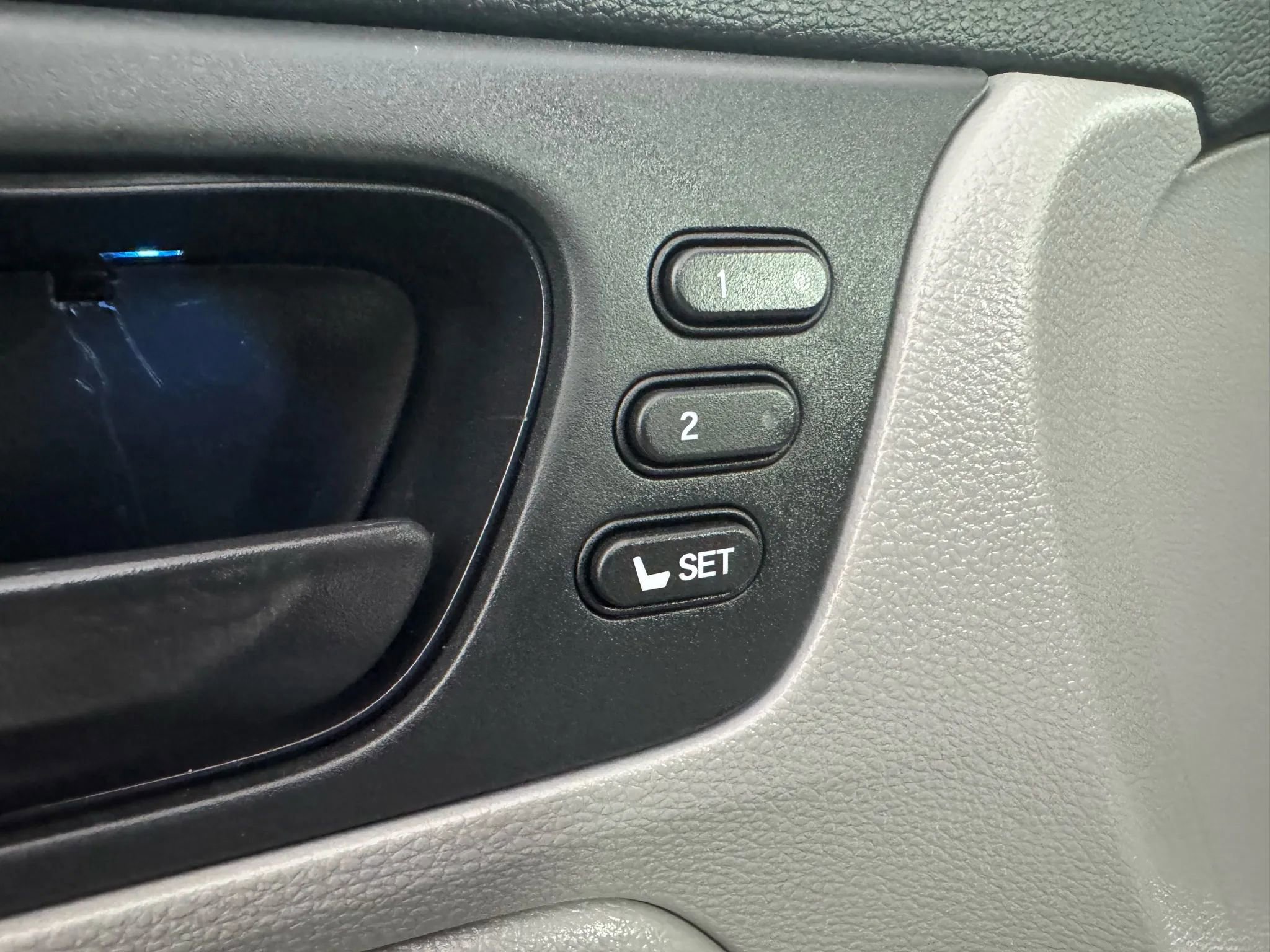 Used 2024 Honda Odyssey EX-L image 43