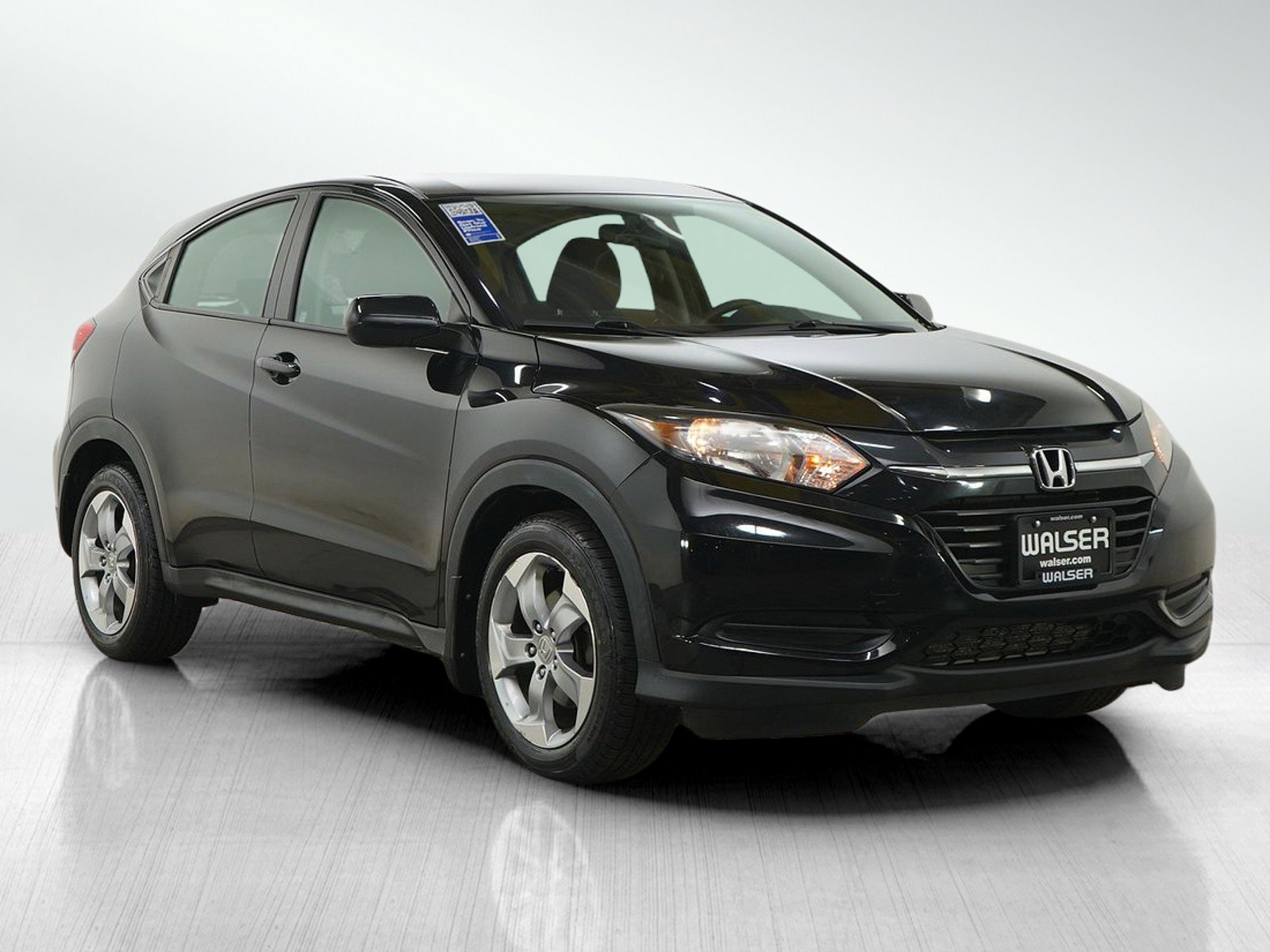 Used 2017 Honda HR-V LX image 7