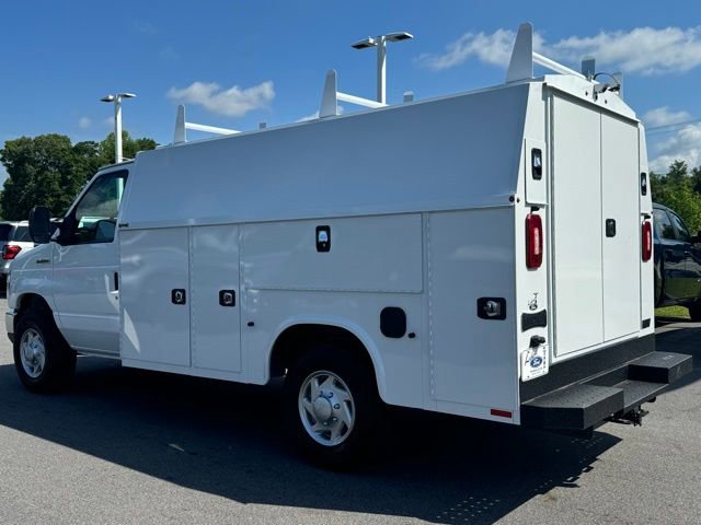 New 2025 Ford E-350 and Econoline 350 Super Duty w/ Power Equipment Group RWD video 3