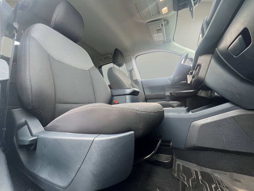 Used 2023 Ford Maverick XL image 20