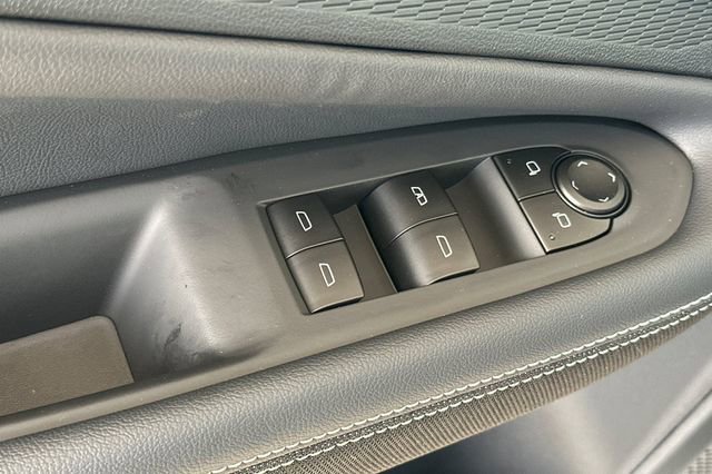 New 2026 Chevrolet Blazer EV LT image 15