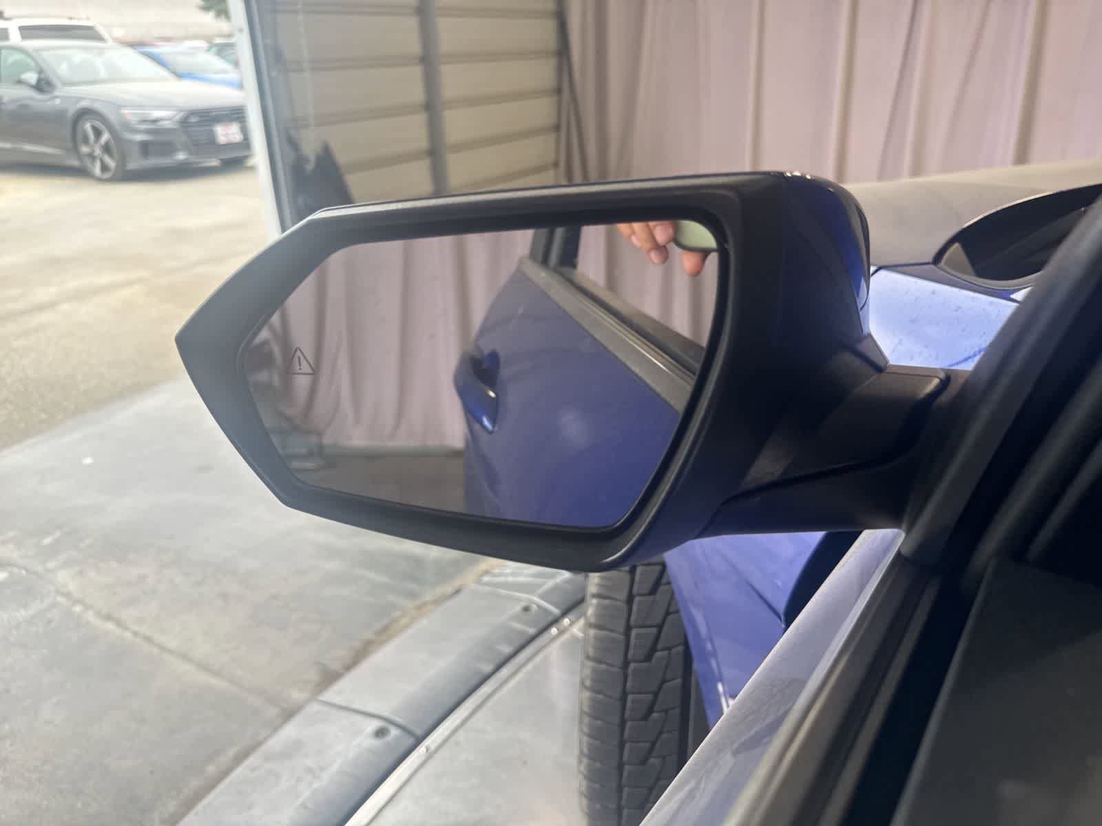 Used 2024 Hyundai Elantra Limited FWD image 18