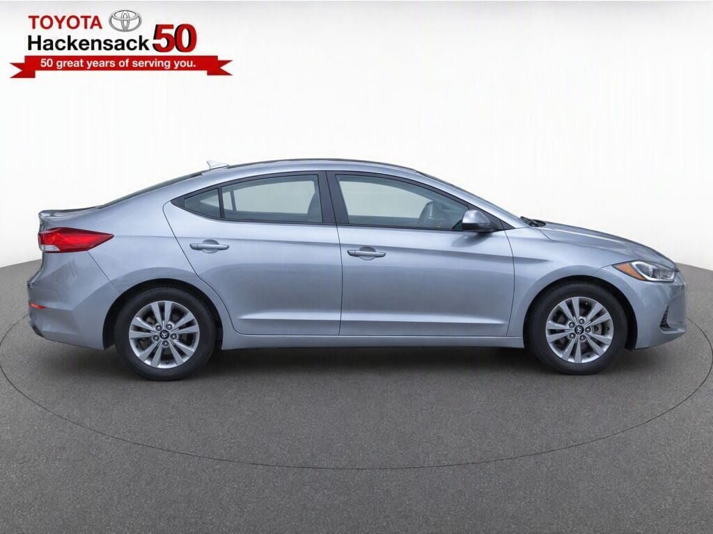 Used 2018 Hyundai Elantra SEL FWD image 8