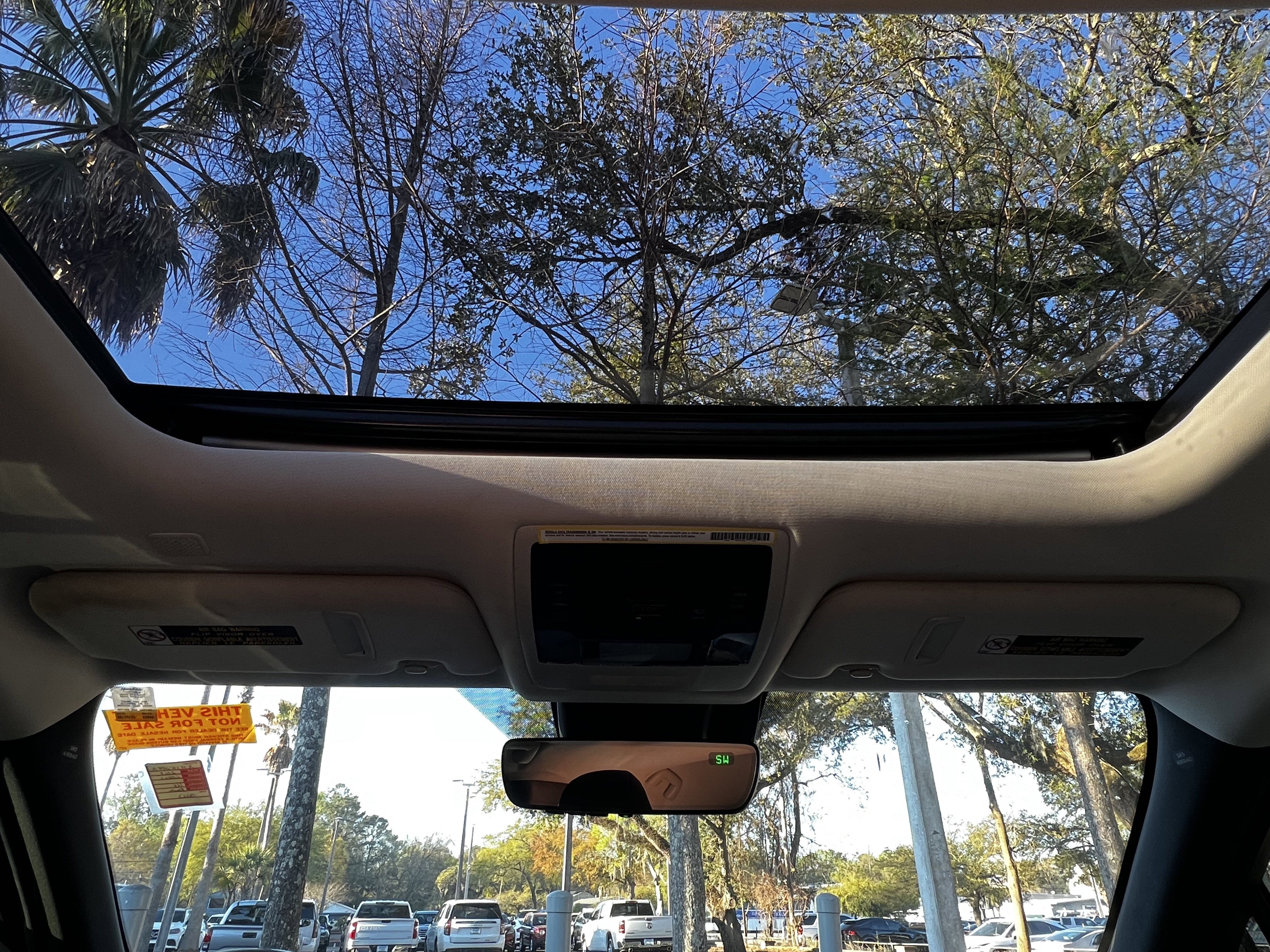 Used 2019 Lexus UX 250h w/ Premium Package image 36