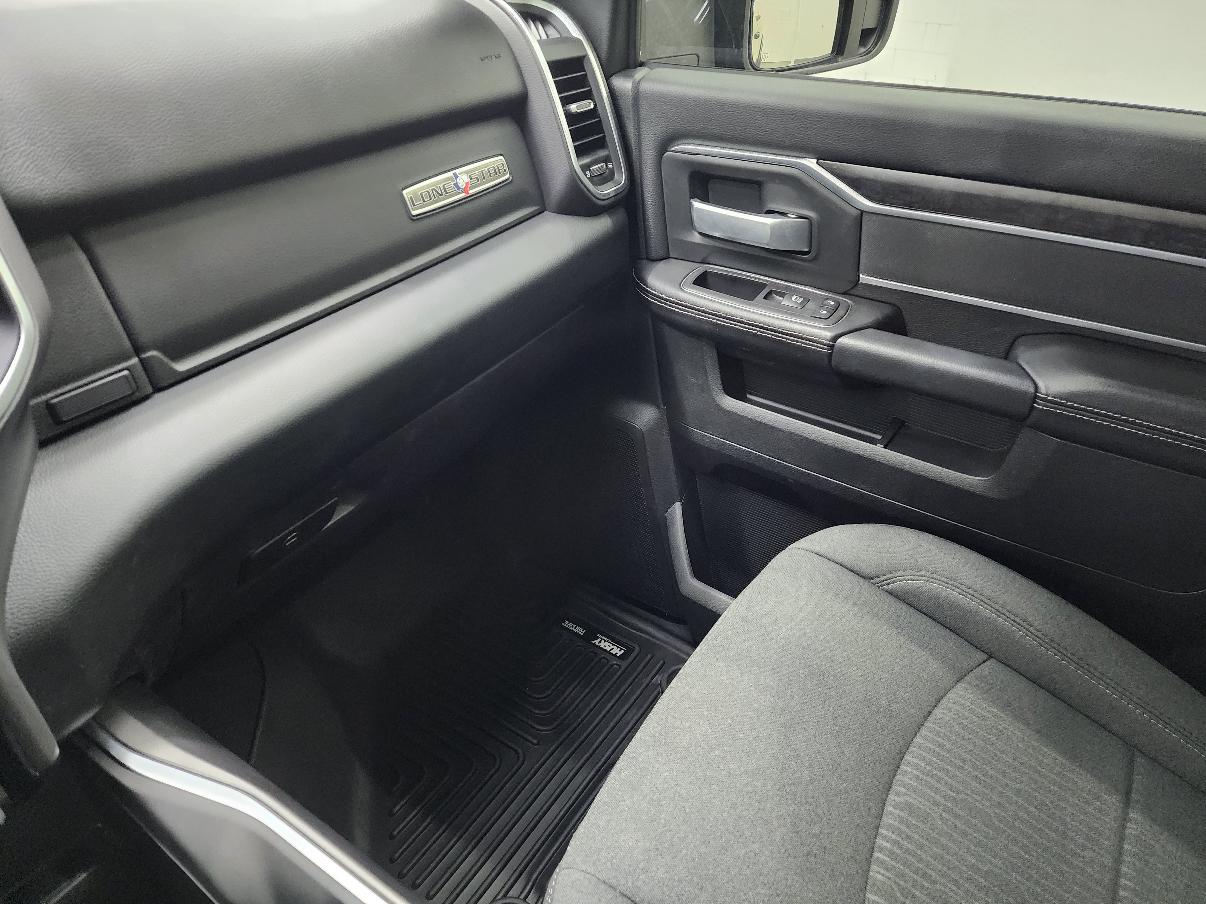 Used 2024 RAM 2500 Lone Star w/ Night Edition AWD/4WD image 12