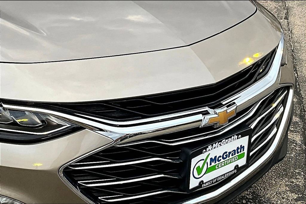 Used 2024 Chevrolet Malibu LT image 32