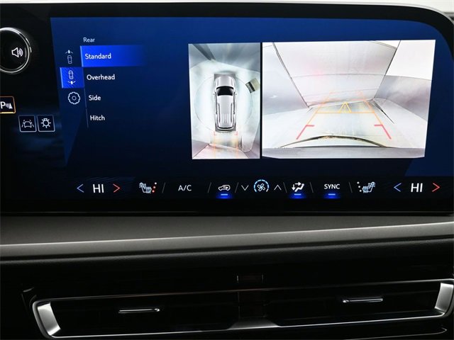 Certified 2025 Chevrolet Traverse LT w/ Driver Confidence Package image 33