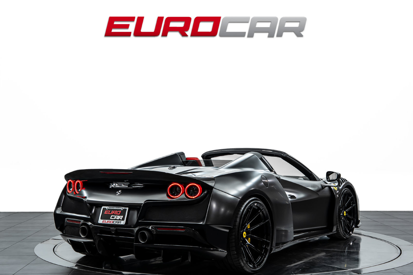 Used 2022 Ferrari F8 Tributo RWD image 6