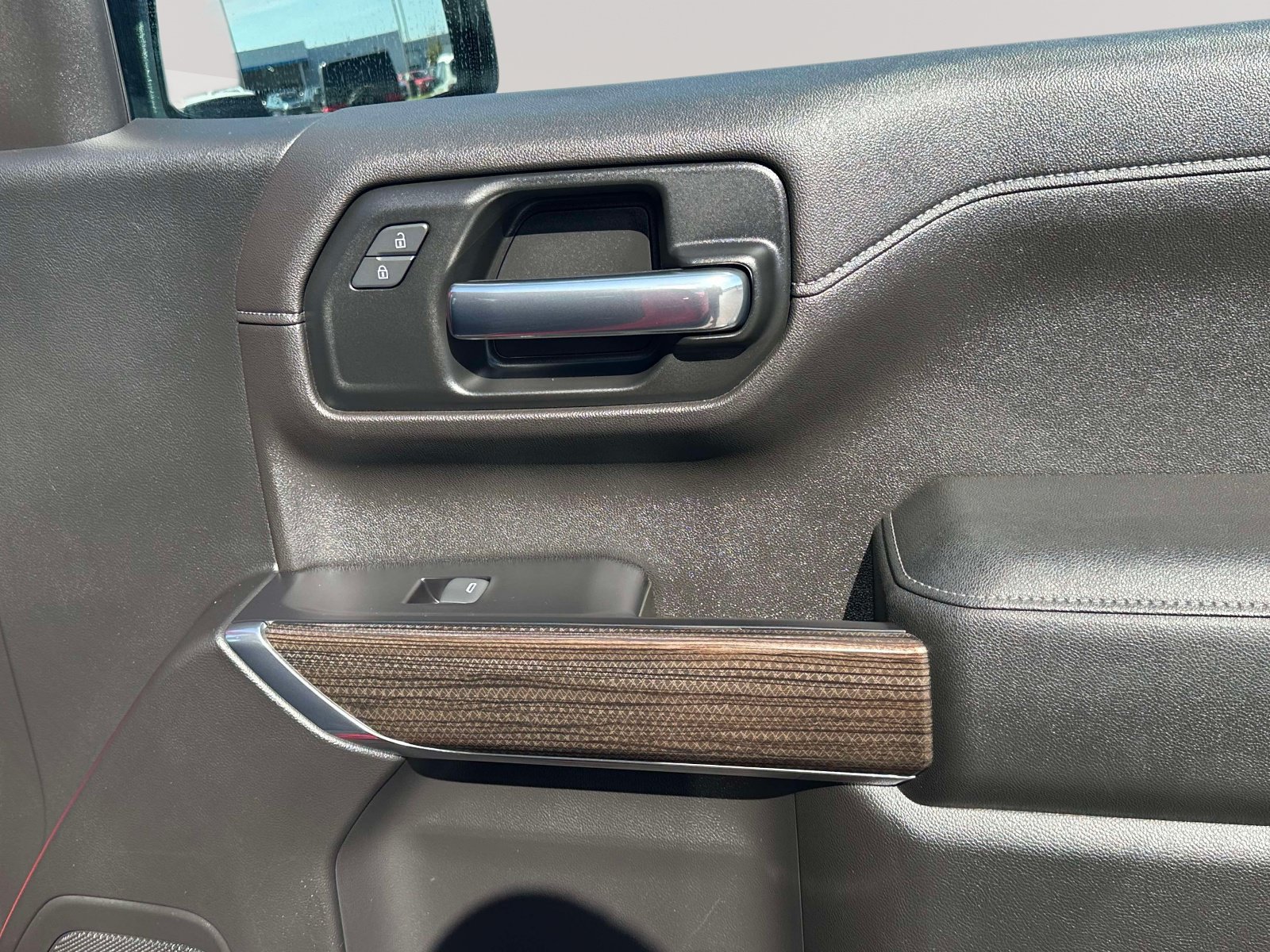 Used 2019 Chevrolet Silverado 1500 LT w/ All-Star Edition AWD/4WD image 24