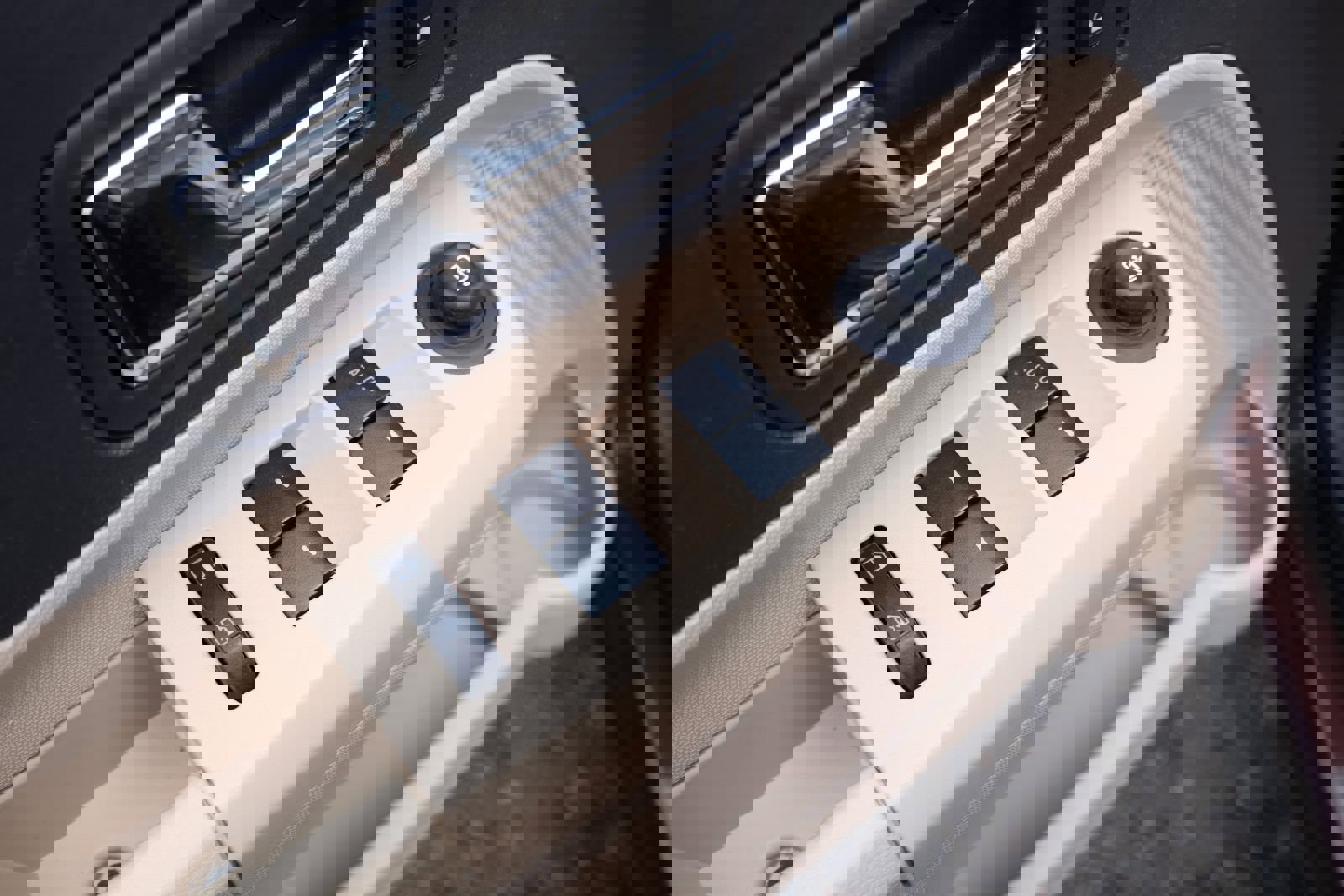 Used 2010 Ford Edge Limited image 15