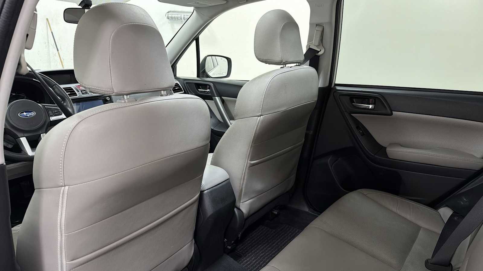 Used 2017 Subaru Forester 2.5i Limited AWD/4WD image 25