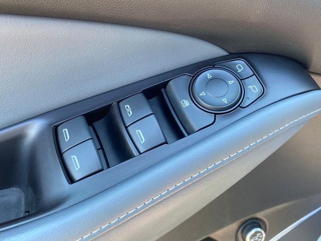Certified 2020 Buick Enclave Essence w/ Sound and Sites Package FWD image 19