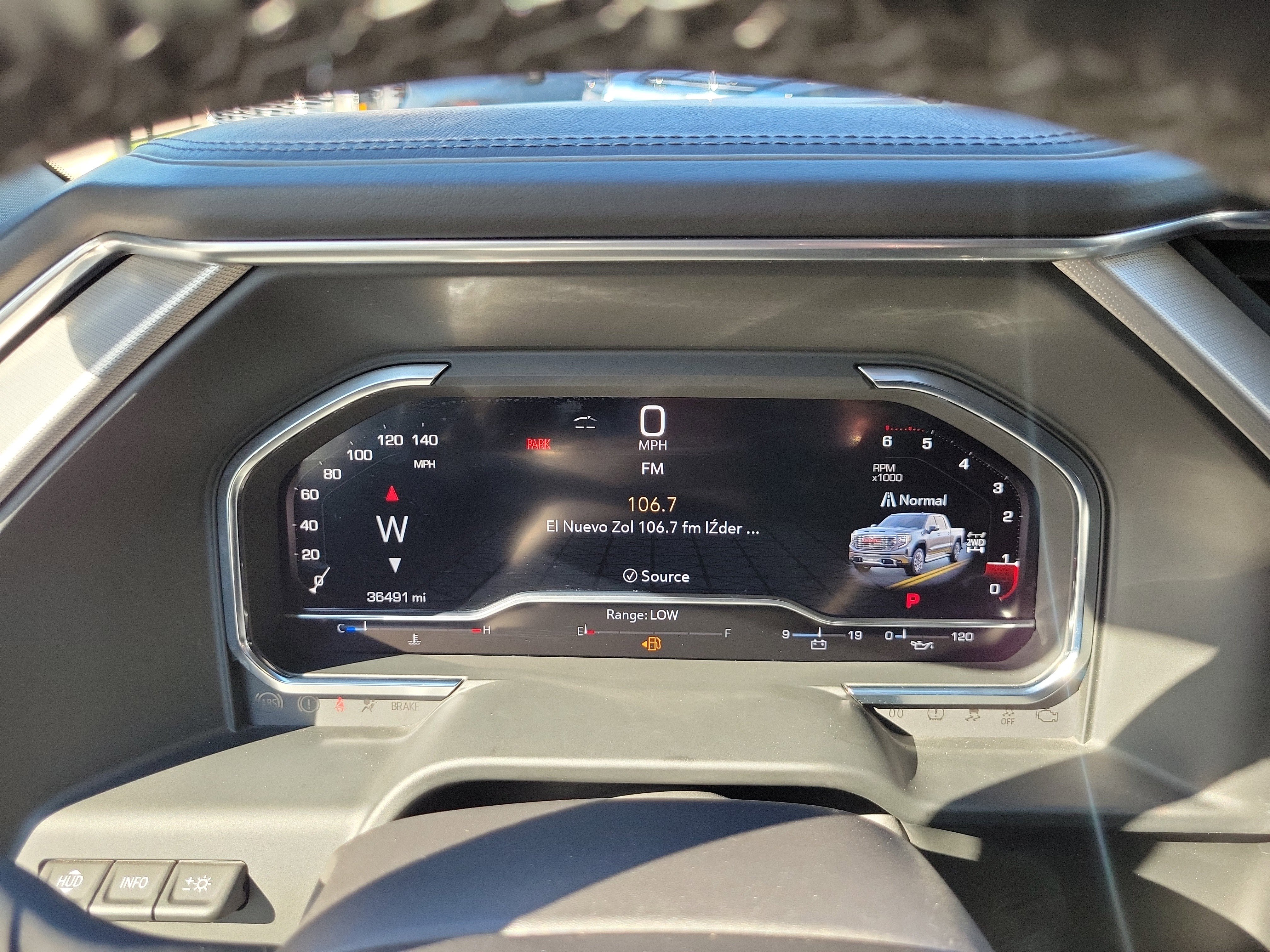 Used 2024 GMC Sierra 1500 Denali w/ Technology Package image 29