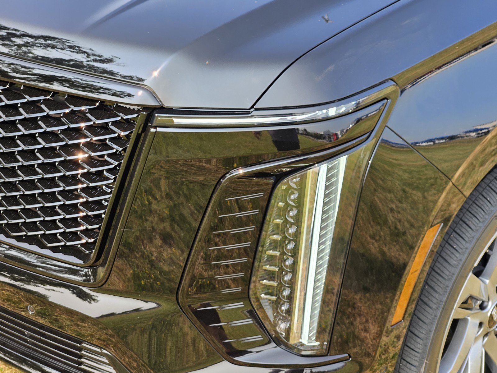 New 2026 Cadillac Escalade Sport w/ Touring Package AWD/4WD image 5