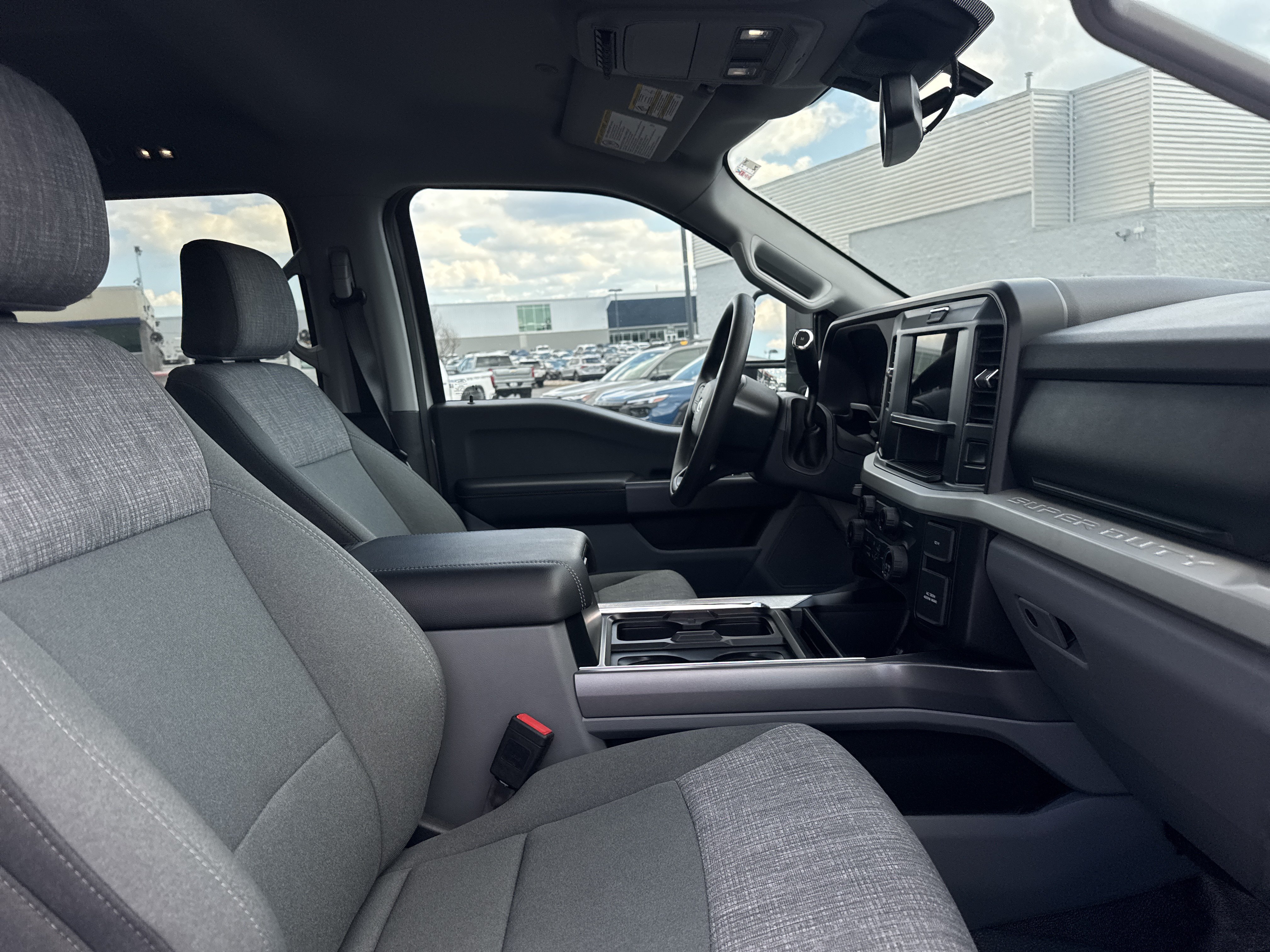 Used 2025 Ford F450 XLT w/ XLT Value Package AWD/4WD image 17