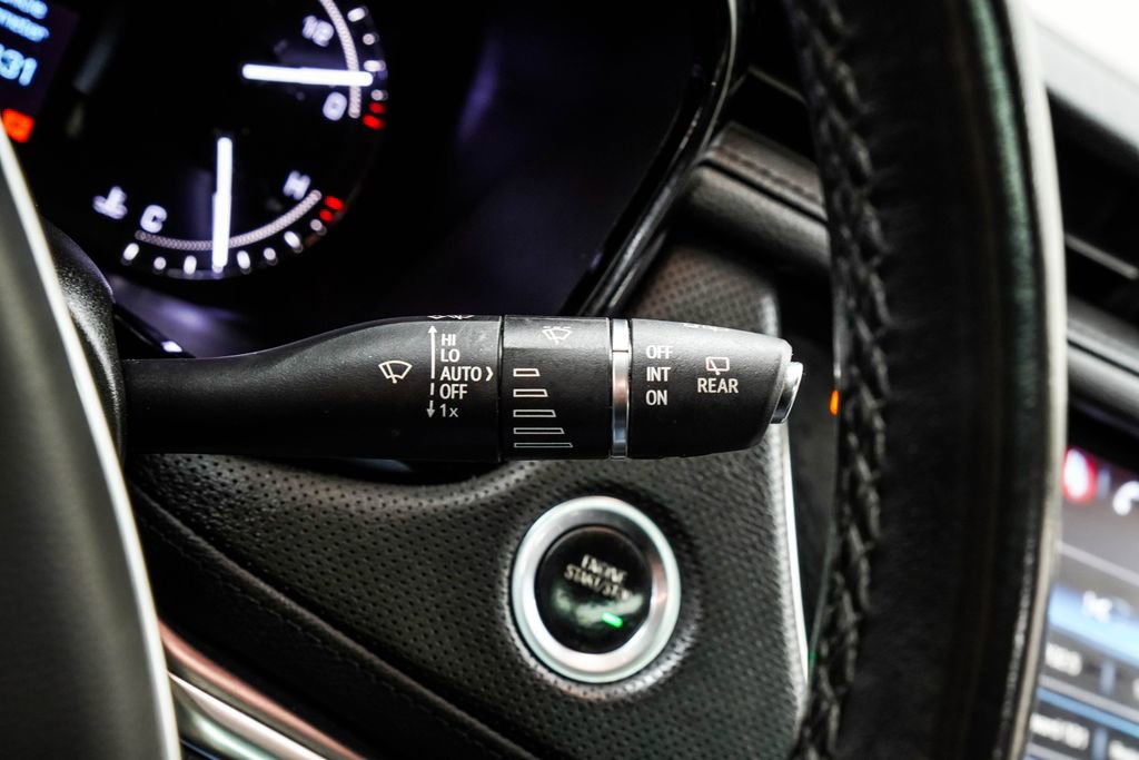 Used 2019 Cadillac XT5 Premium Luxury image 38