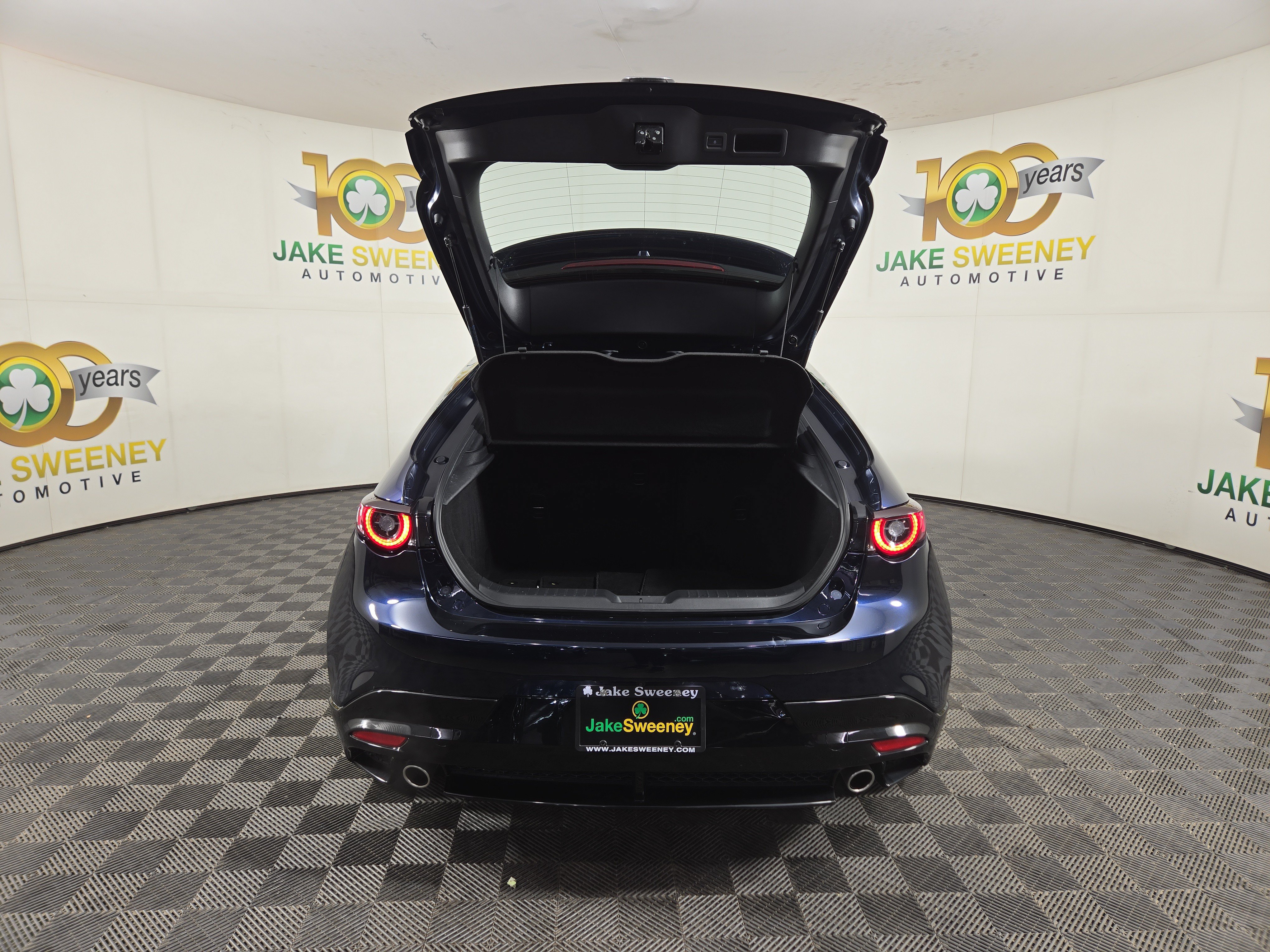 Certified 2024 MAZDA MAZDA3 s w/ Appearance Package FWD image 32