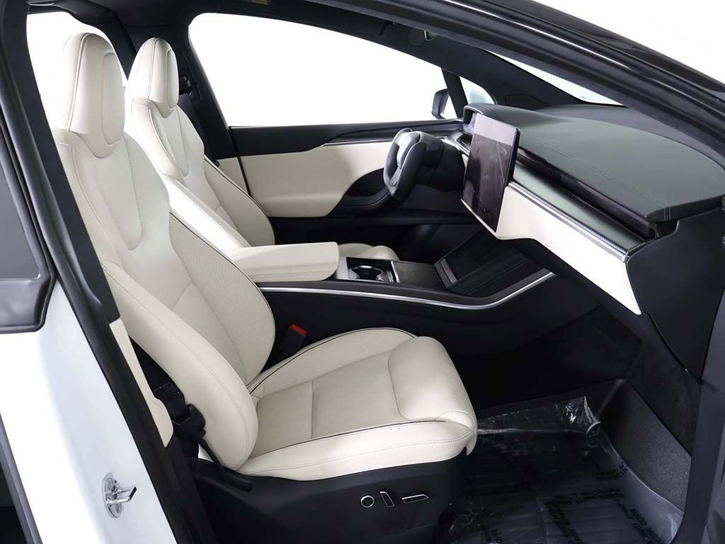 Used 2022 Tesla Model X Plaid image 33