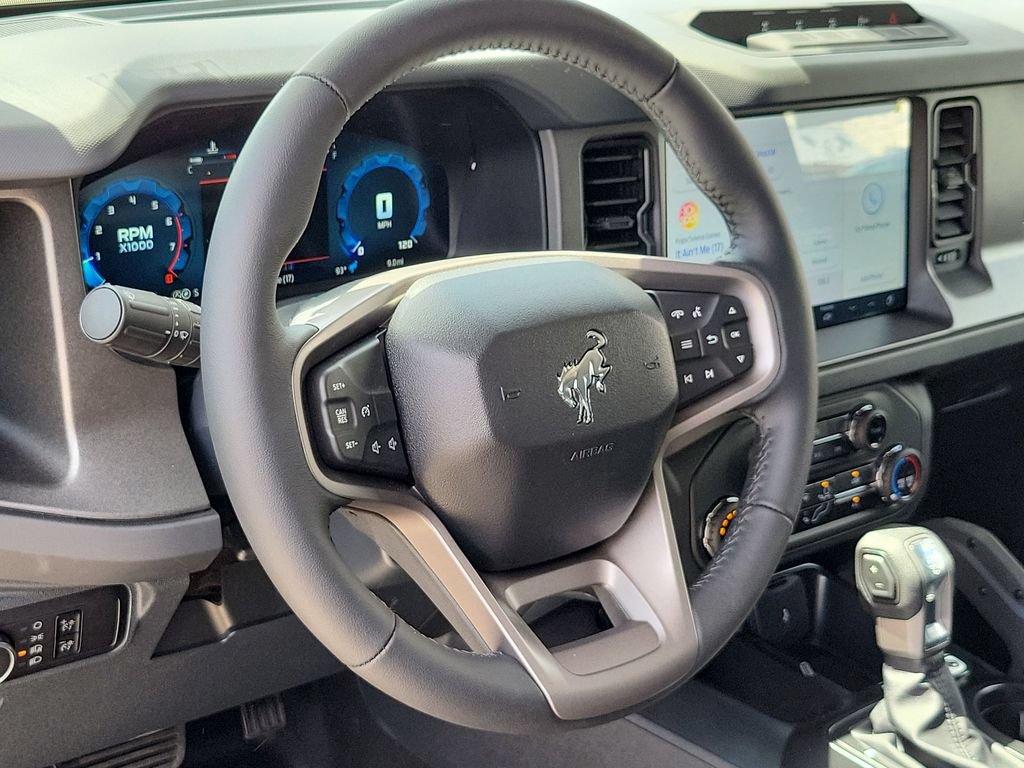 New 2026 Ford Bronco Big Bend w/ Black Diamond Package AWD/4WD image 11