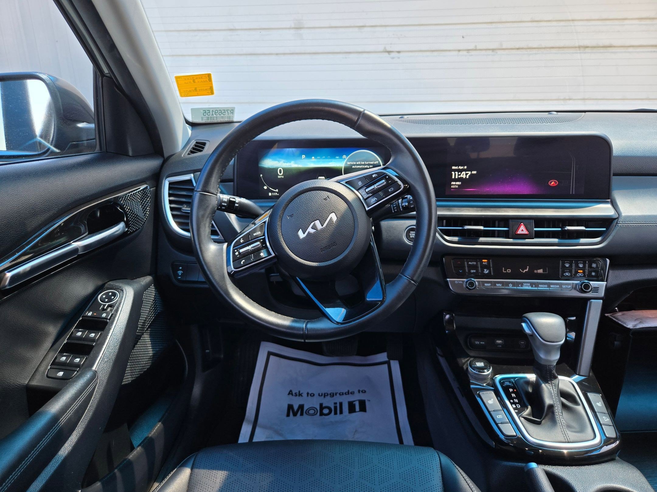 Used 2024 Kia Seltos EX FWD image 15