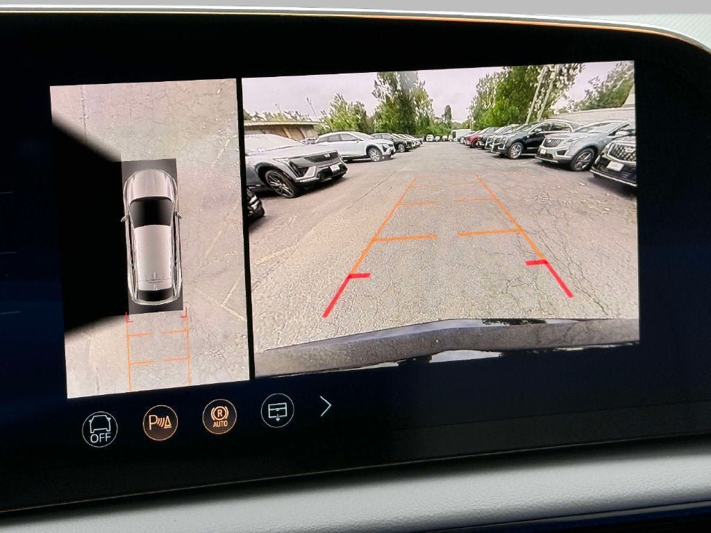 New 2027 Cadillac Optiq Luxury RWD image 19