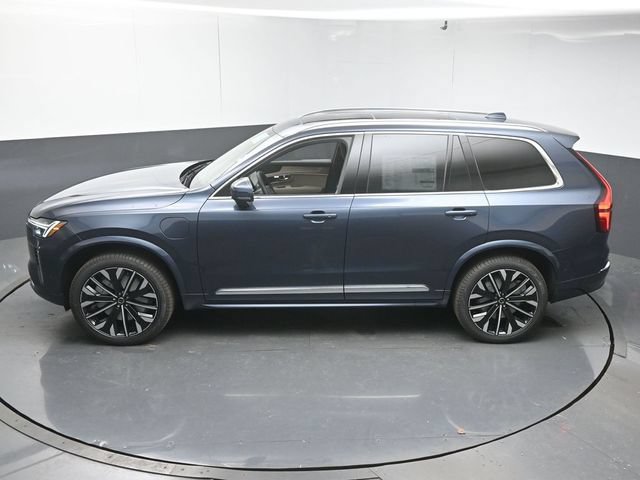 Used 2026 Volvo XC90 T8 Plus w/ Protection Package Premier AWD/4WD image 46