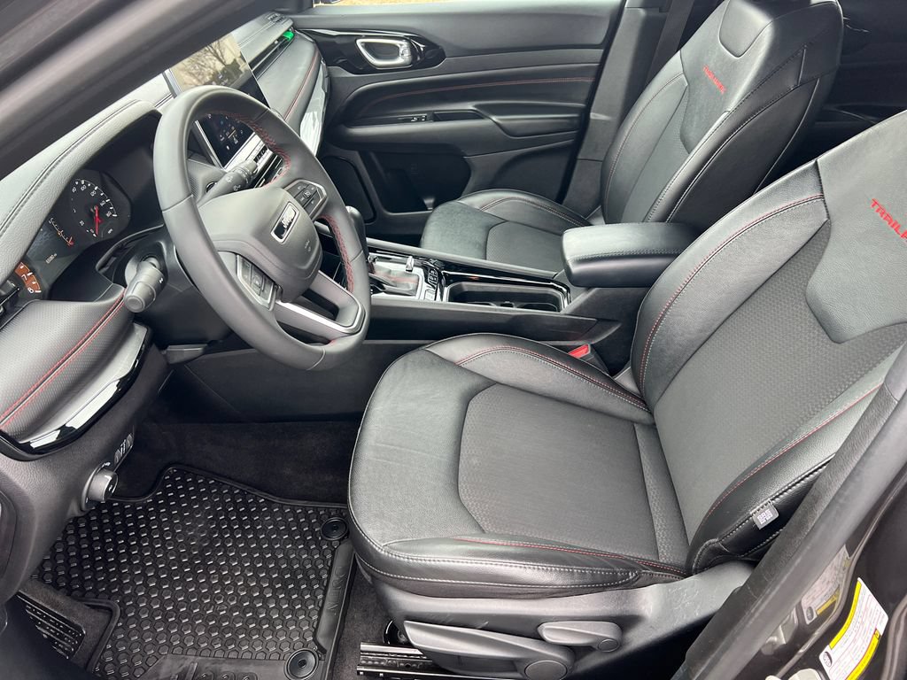 Used 2023 Jeep Compass Trailhawk AWD/4WD image 9