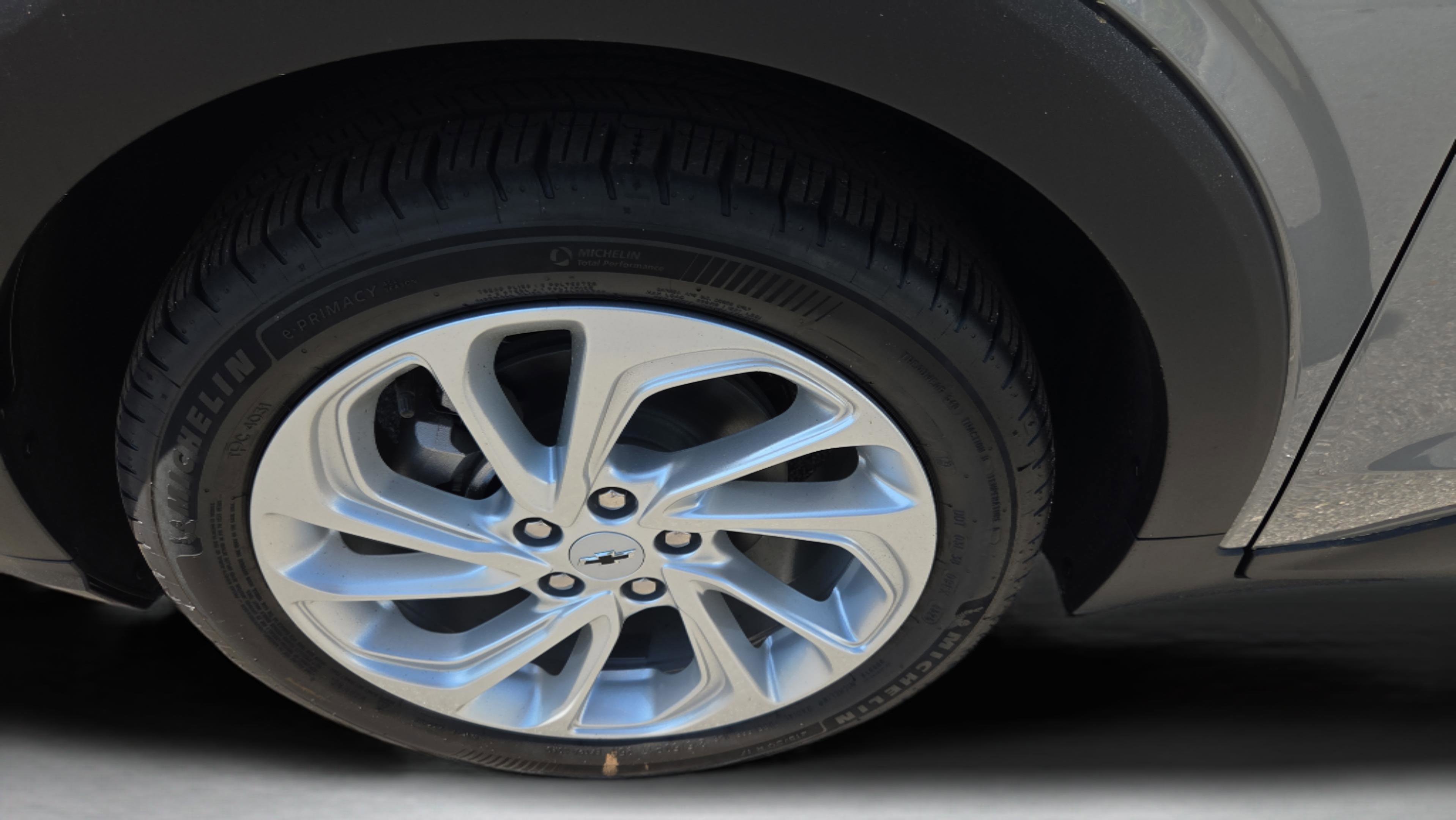 New 2027 Chevrolet Bolt LT w/ Comfort Package image 9