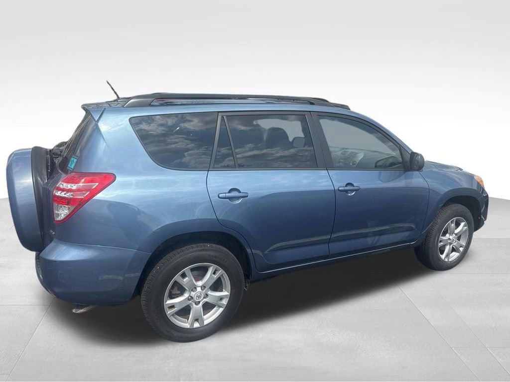 Used 2011 Toyota RAV4 4WD w/ Upgrade Value Pkg image 7